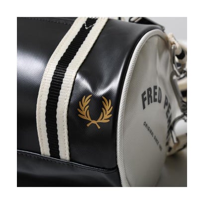 FRED PERRY ショルダーバッグ CLASSIC MINI BARREL BAG L9256 （D57/BLACK-ECRU/ブラック）｜詳細画像