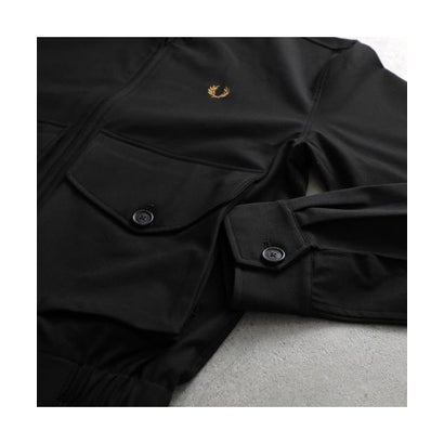 フレッドペリー FRED PERRY FRED PERRY ジャケット Patch Pocket Funnel Neck Jacket J3319 （69D/BLACK-MOSS）｜詳細画像