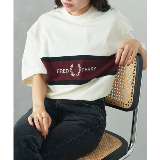 【日本正規品】EMBROIDERED PANEL T-SHIRT M2405 （オフホワイト）