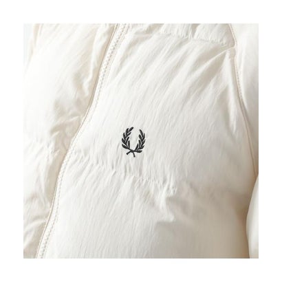 FRED PERRY 中綿ジャケット Raglan Sleeve Padded Jacket J3104 （560/ECRU/オフホワイト）｜詳細画像
