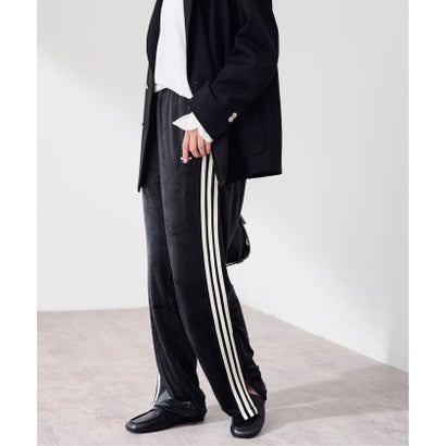 フレームワーク FRAMeWORK ADIDAS / アディダス FIREBIRD VELOUR TP（キャメル）｜詳細画像