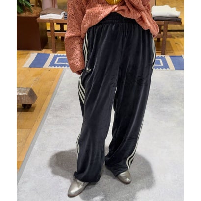 フレームワーク FRAMeWORK ADIDAS / アディダス FIREBIRD VELOUR TP（キャメル）｜詳細画像