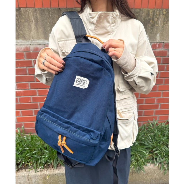/ 500D DAY PACK （ネイビー）