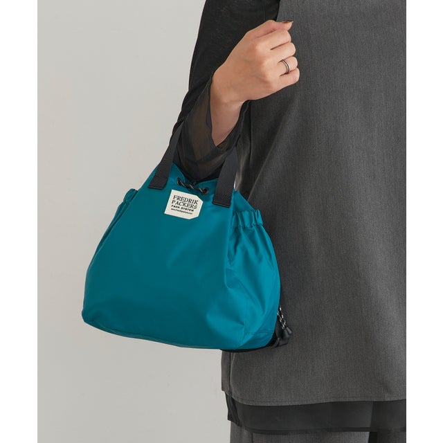 EC限定カラーあり！BLOOM SHOULDER NYLON （グリーン）