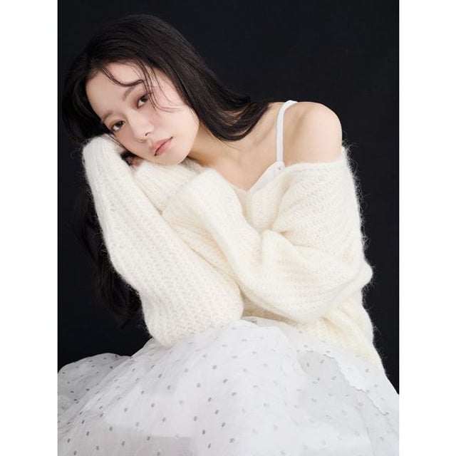 アルパカ混Vネックルーズプルオーバー （OWHT）