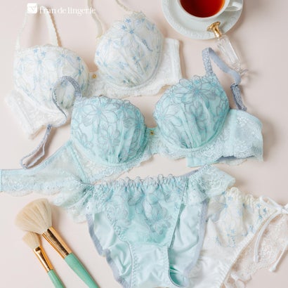 フランデランジェリー fran de lingerie マーガレット刺繍のフェミニンランジェリー自分らしいバストに 「ナチュラルデイリーブラ002 ペアブラジャー（ワイヤー有り）」 ブラジャーショーツセット【返品不可商品】 （グリーン）｜詳細画像