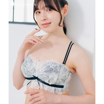チューブブラ、2WAYストラップ王道レース×サテン 「スフレフィット001 ペアブラジャー（ワイヤー有り）」 ブラジャーショーツセット【返品不可商品】 （ホワイト）｜詳細画像