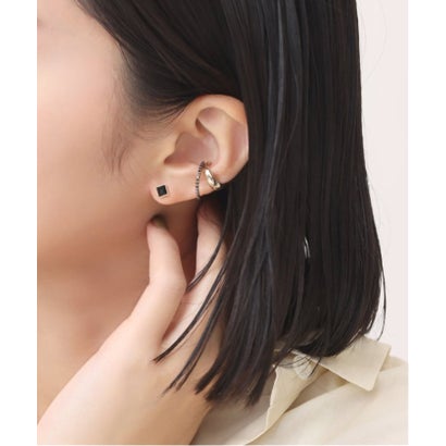 リラ Lilas 《予約》オニキスピラミッドモチーフ4mmピアス K10（両耳） （ゴールド）｜詳細画像