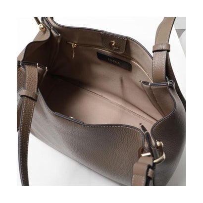 Furla トートバッグ NUVOLA L TOTE ラージ （O6000/NERO）｜詳細画像