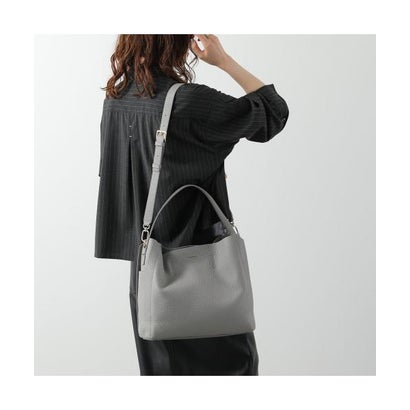 Furla トートバッグ CAPRICCIO M HOBO ショルダーバッグ （O6000/NERO）｜詳細画像
