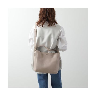 Furla トートバッグ CAPRICCIO M HOBO ショルダーバッグ （O6000/NERO）｜詳細画像