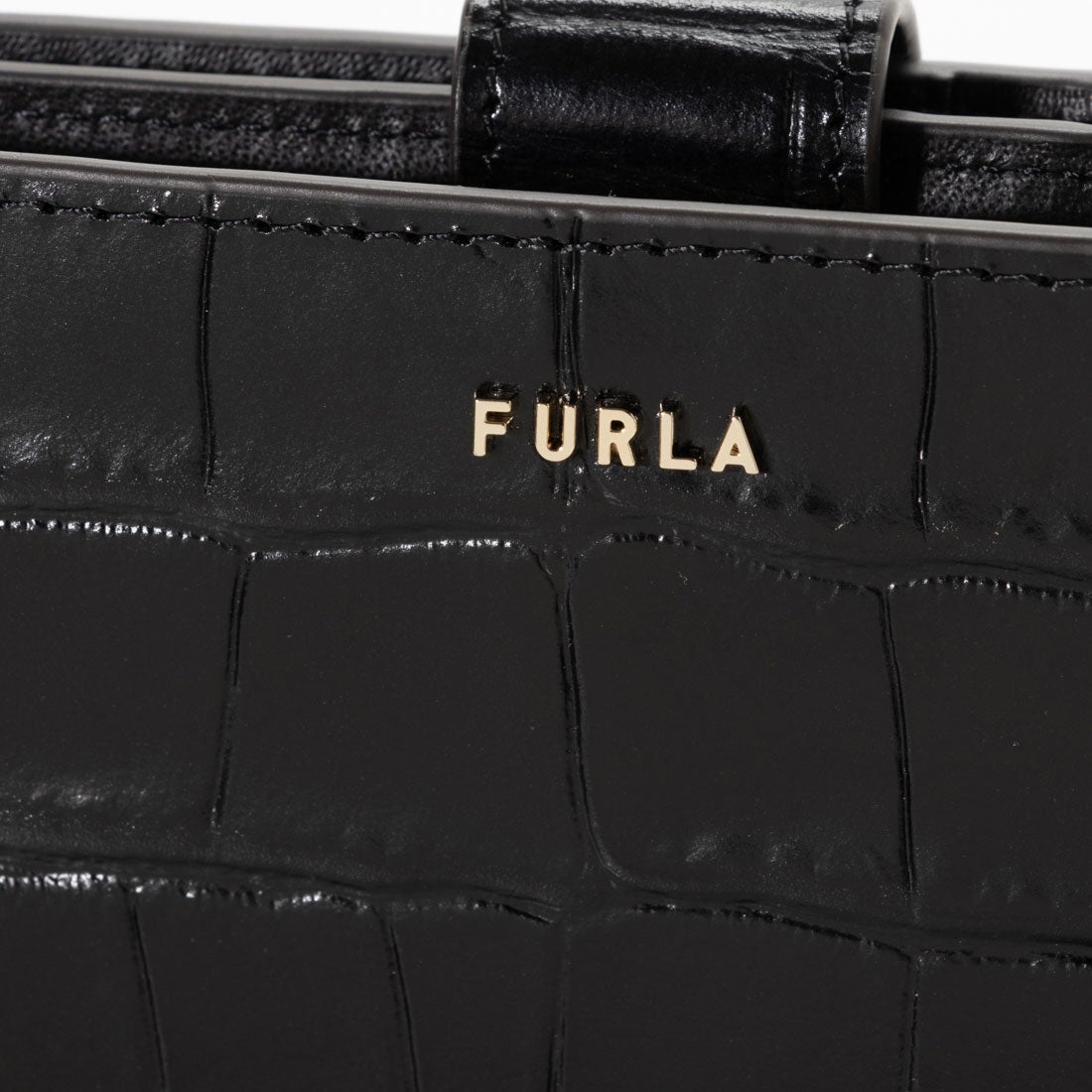 フルラ FURLA 二つ折り財布 （クロコダイル型押しブラック）