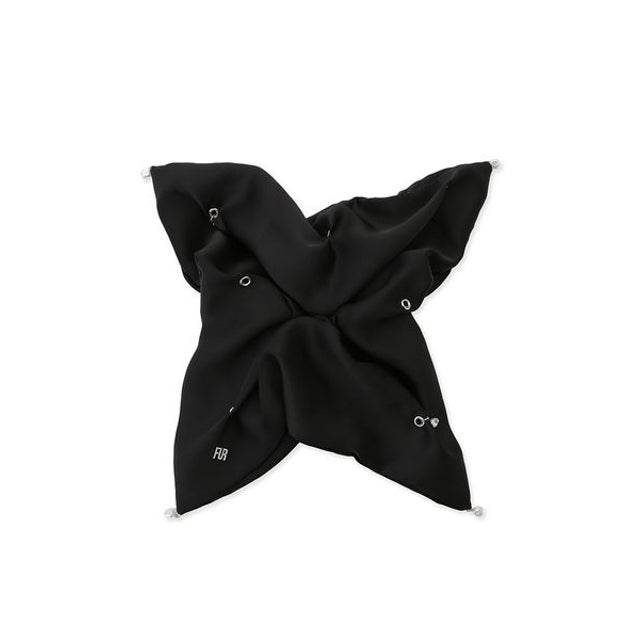 スウィングスクエアシュシュ （BLK）
