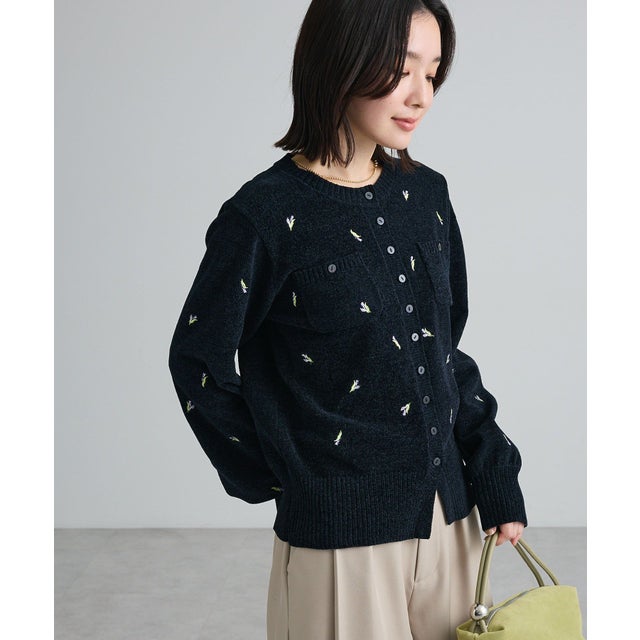 花刺繍モールニットカーディガン （ブラック）