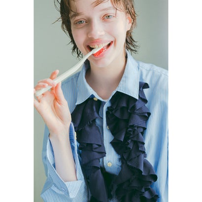 Striped Ruffle Shirt(LADIES) （BLUE）｜詳細画像