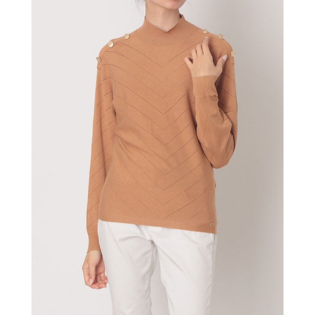 ボタンポイント バイヤスデザイン ハイネックニット （CAMEL）