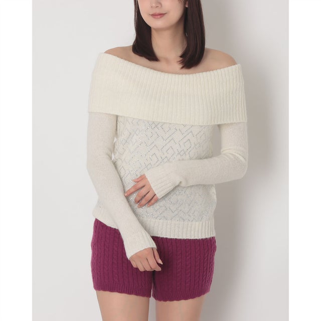 ビジューロゴポイントオフショルダーニット （WHITE）
