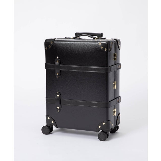 グローブトロッター スーツケース Centenary 4 Wheel Carry-On Case キャリーバッグ34L （ブラック×ブラック(ゴールド金具)）
