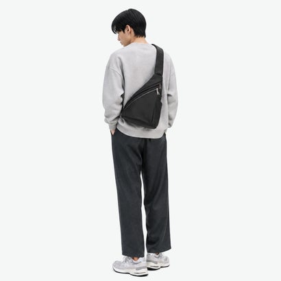 ボディバッグ メンズ レディース ブランド おしゃれ 軽量 ワンショルダー 斜めがけバッグ 肩掛け ナイロン カジュアル しずく型 縦型 シンプル A5 ボトカ ミニワンショルダーバッグ 928912 （クロ）｜詳細画像