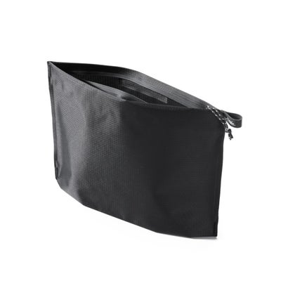 日本正規品 ポーチ 小物入れ ケース フラットパック 防水ポーチ トラベルポーチ 洗面用具 化粧品 コスメ 歯ブラシ 旅行 トラベル用 2L ファスナー ジッパー トイレタリーケース （CHARCOAL）｜詳細画像