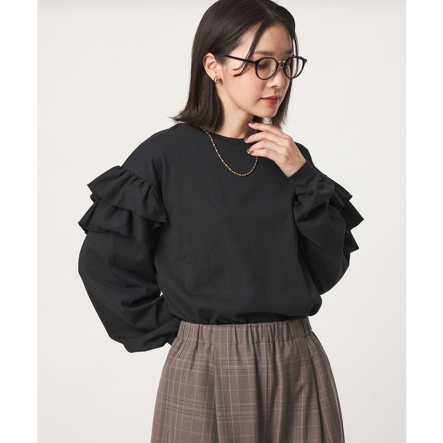 【WEB限定】＜at ease＞ソデ フリル ロングスリーブ プルオーバー カットソー （BLACK）