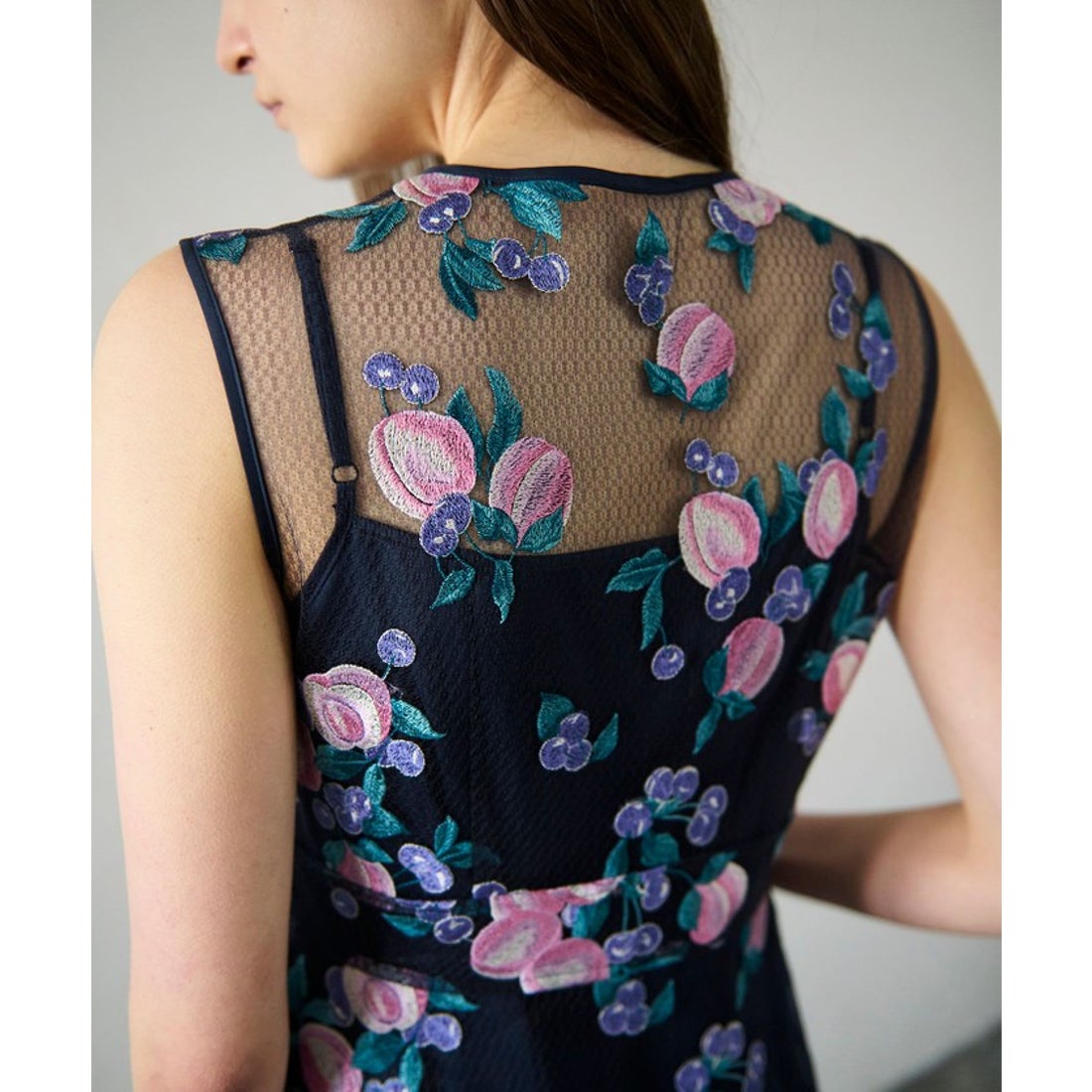 ☆ 小六様 グレースコンチネンタル✨立体♡花モチーフ刺繍