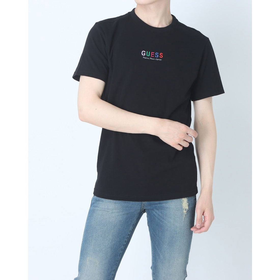 ゲス GUESS Unisex 大放出セール Embroidered Rainbow BLACK Logo Tee 【安心発送】