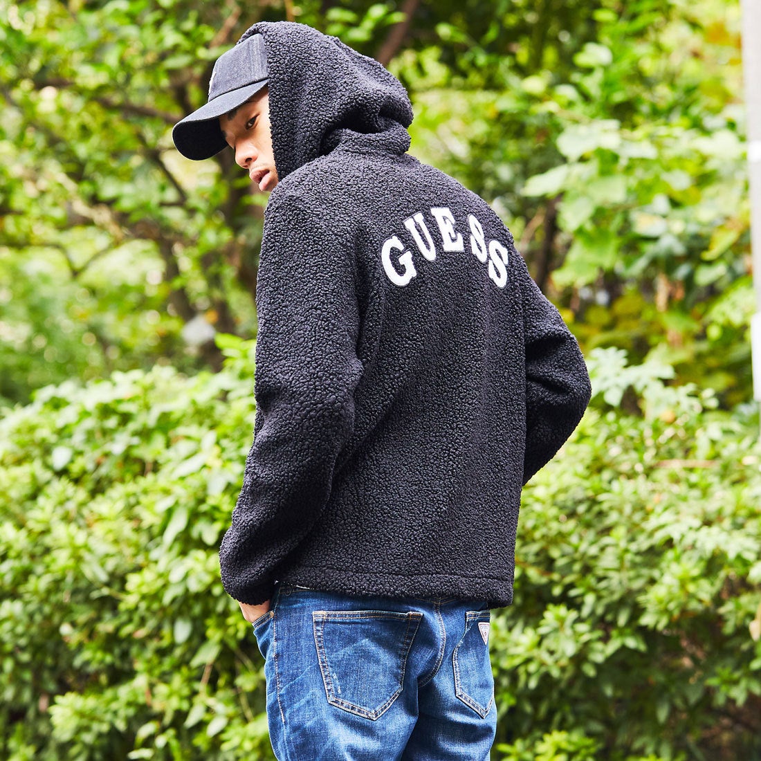 GUESS] LOGO FLEECE HOODED HALF ZIP パーカー GUESS（ゲス） SALE 