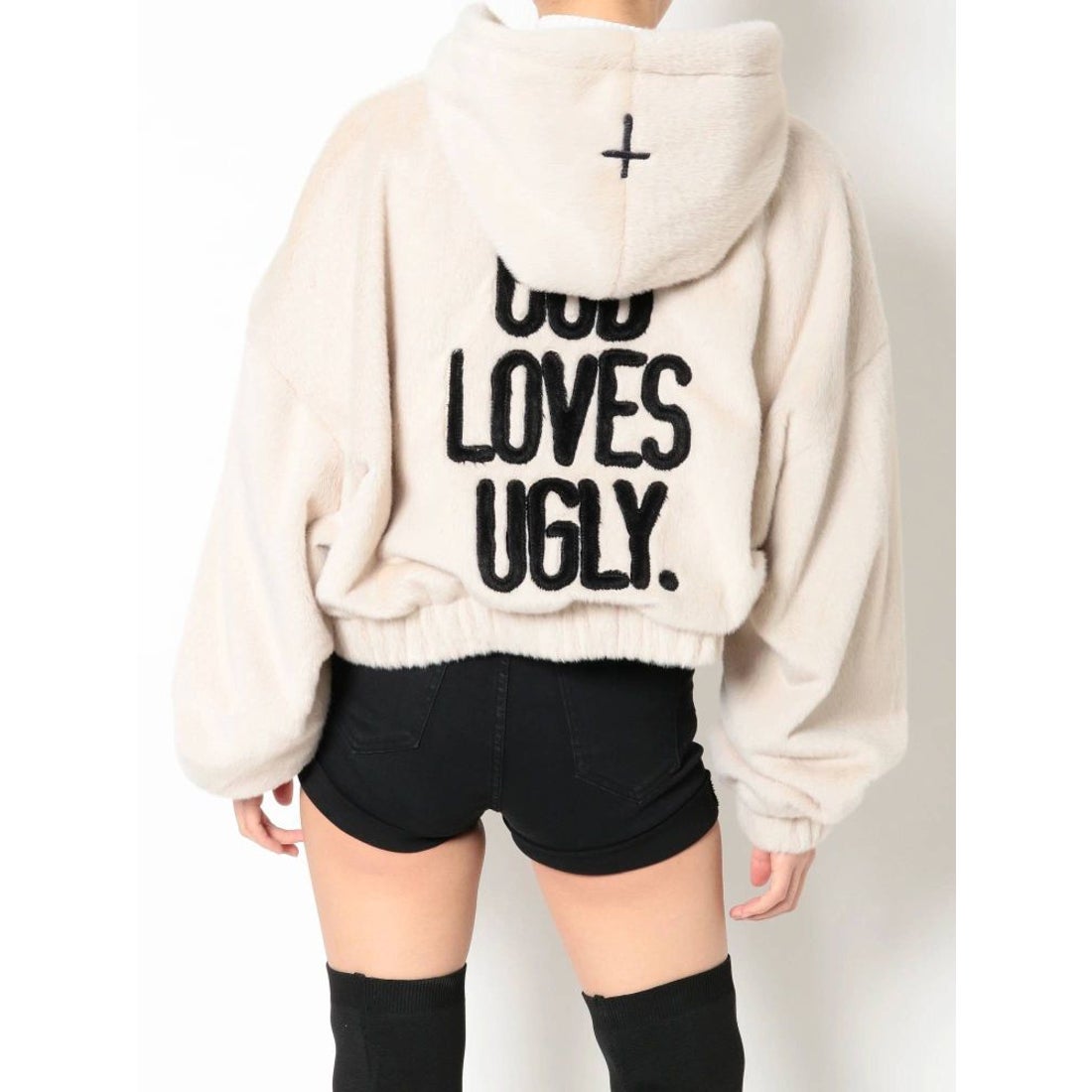 ブルゾン GOD LOVES UGLYエコファーショートフーディー