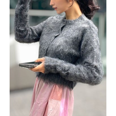 ヒューマンセカンドオケージョン Human 2nd Occasion フェザーシャギーショート丈クルーネックカーディガン （チャコールグレー）｜詳細画像