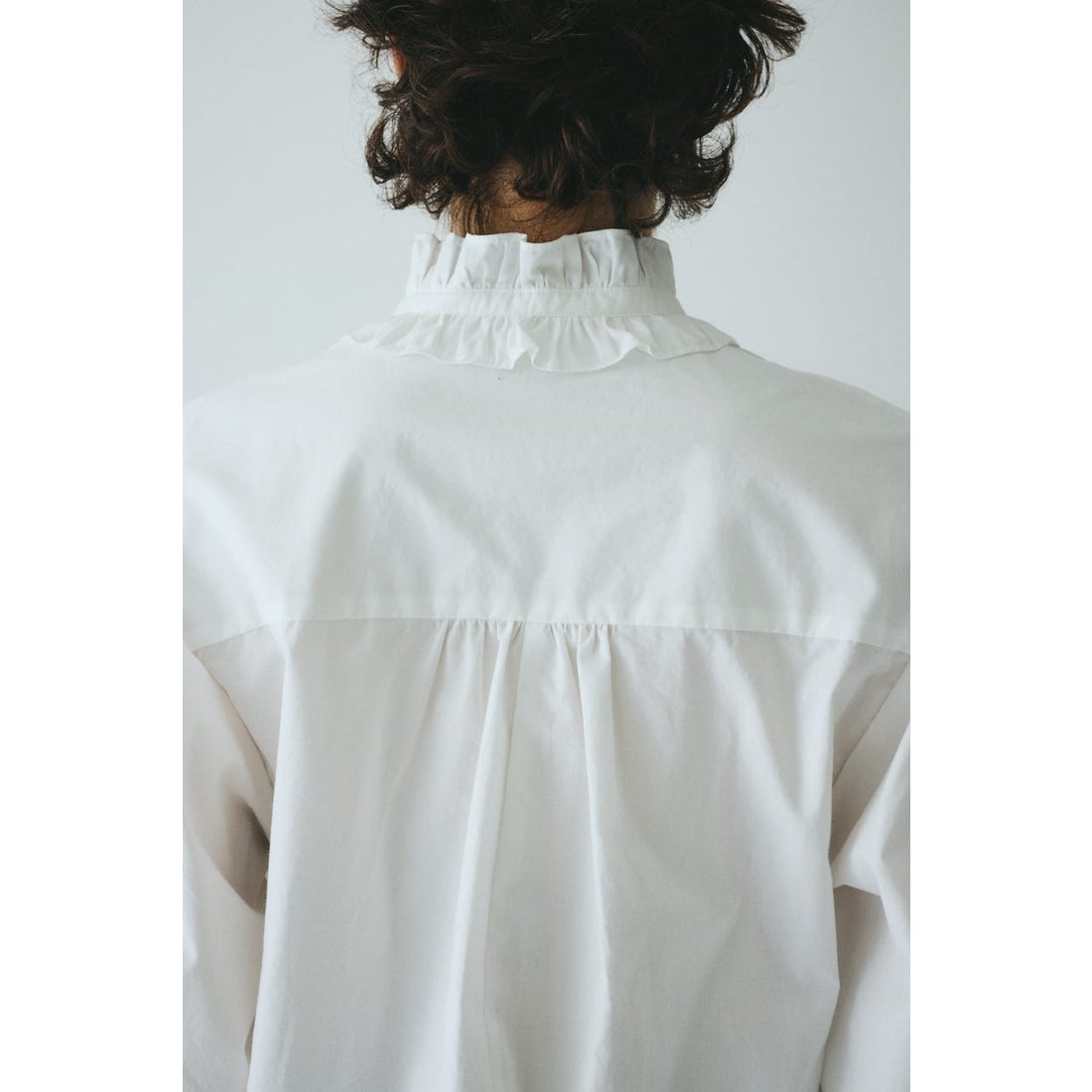 ヘリンドットサイ HeRIN.CYE ［予約］Frill neck shirt （WHT 