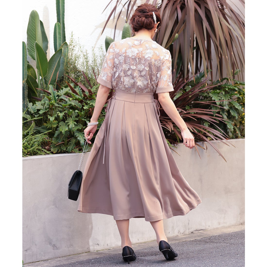 ハレモード 刺繍ドレス - ロングワンピース