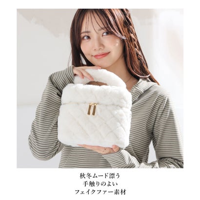 フェイクファーバニティ ショルダーバッグ バッグ 鞄 バニティ キルティング フェイクファー ファスナー開閉 無地 ガーリー 冬 白 レディース （ライトグレー）｜詳細画像