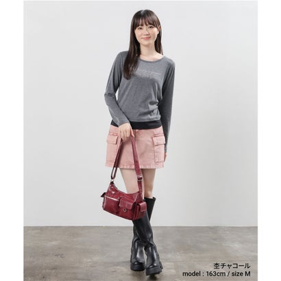 裾レイヤード風トップス トップス カットソー 長袖 レイヤード風 ロゴ シャーリング コンパクト ストレッチ レーヨン混 レディース （杢チャコール）｜詳細画像