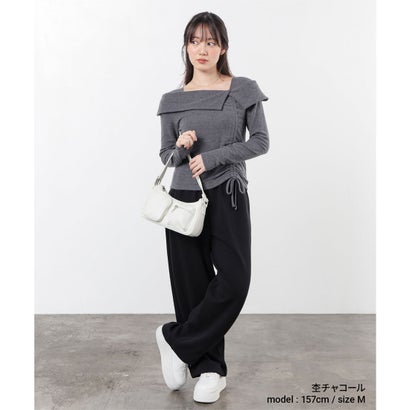 アシメオフショルトップス トップス カットソー 長袖 オフショルダー アシメ 短め丈 ドロスト ストレッチ レーヨン混 無地 レディース （ブラウン）｜詳細画像