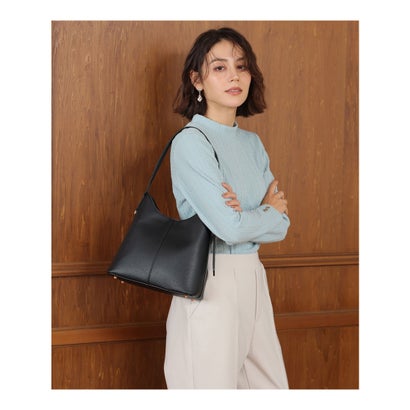 袖釦ハイネックトップス トップス カットソー 長袖 ケーブル柄 ストレッチ ジャカード編み ハイネック ゴールド釦 袖口飾りボタン レディース （イエロー）｜詳細画像