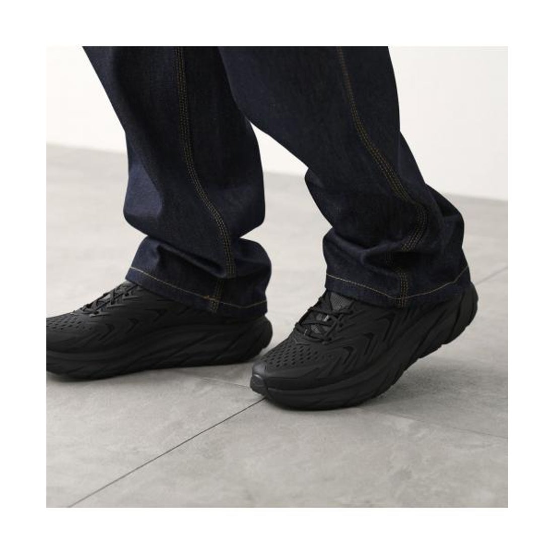 ホカ HOKA HOKA ONE ONE スニーカー Clifton UTL クリフトン 1176643
