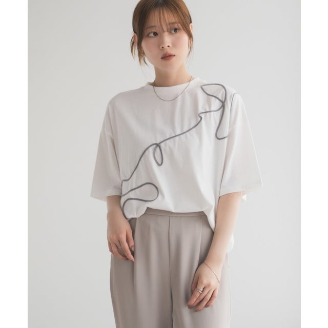 コード刺繍Tシャツ （オフホワイト）