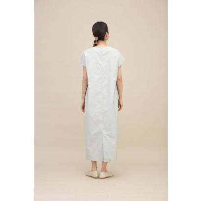 製品染めバックサテンワンピース （ワイン）｜詳細画像