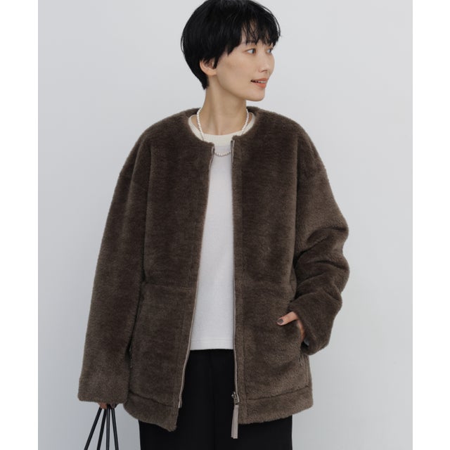 《リバーシブル着用可》フェイクムートンリバーシブルノーカラーハーフコート モカ1