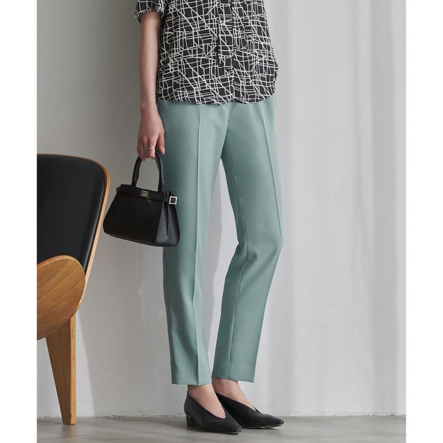 【WEB限定カラーあり】FluidBackSatin ドロストパンツ （ダークセージ）