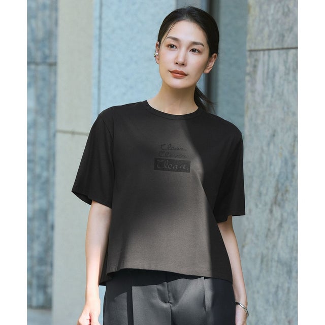クロップド ロゴTEE（レタードプリント） （ブラック）