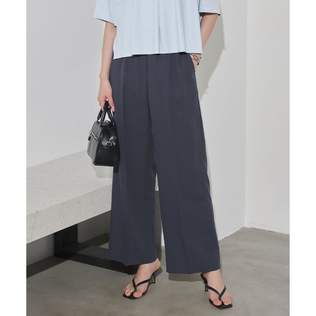 【WEB限定カラーあり】FluidBackSatin ワイドパンツ （ダルブルー）