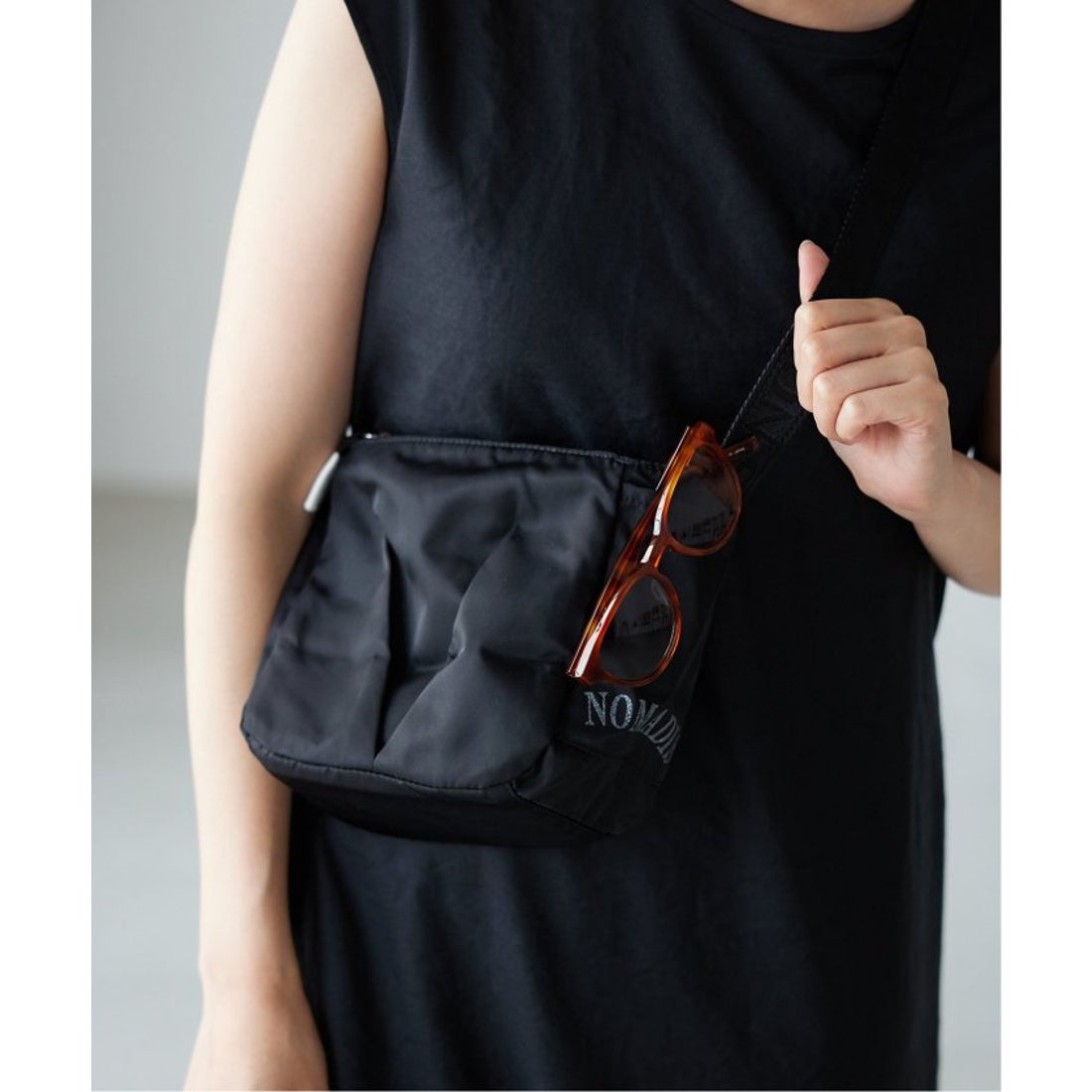 イエナ IENA NOMADIS/ノマディス 別注 BASQUE Petit ショルダーバッグ 