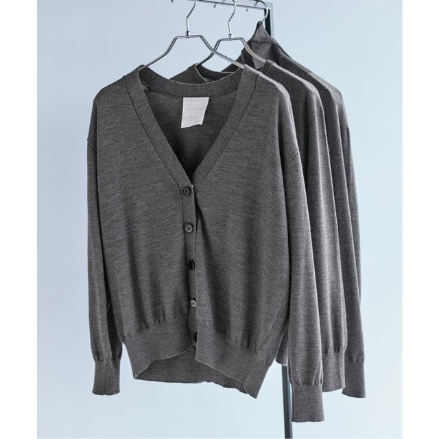 《35TH》THE V CARDIGAN（グレー）