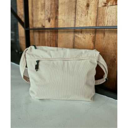 イッカ ikka コーデュロイショルダーBAG （ブラック）｜詳細画像