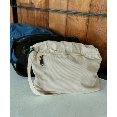 イッカ ikka コーデュロイショルダーBAG （オフホワイト）｜詳細画像