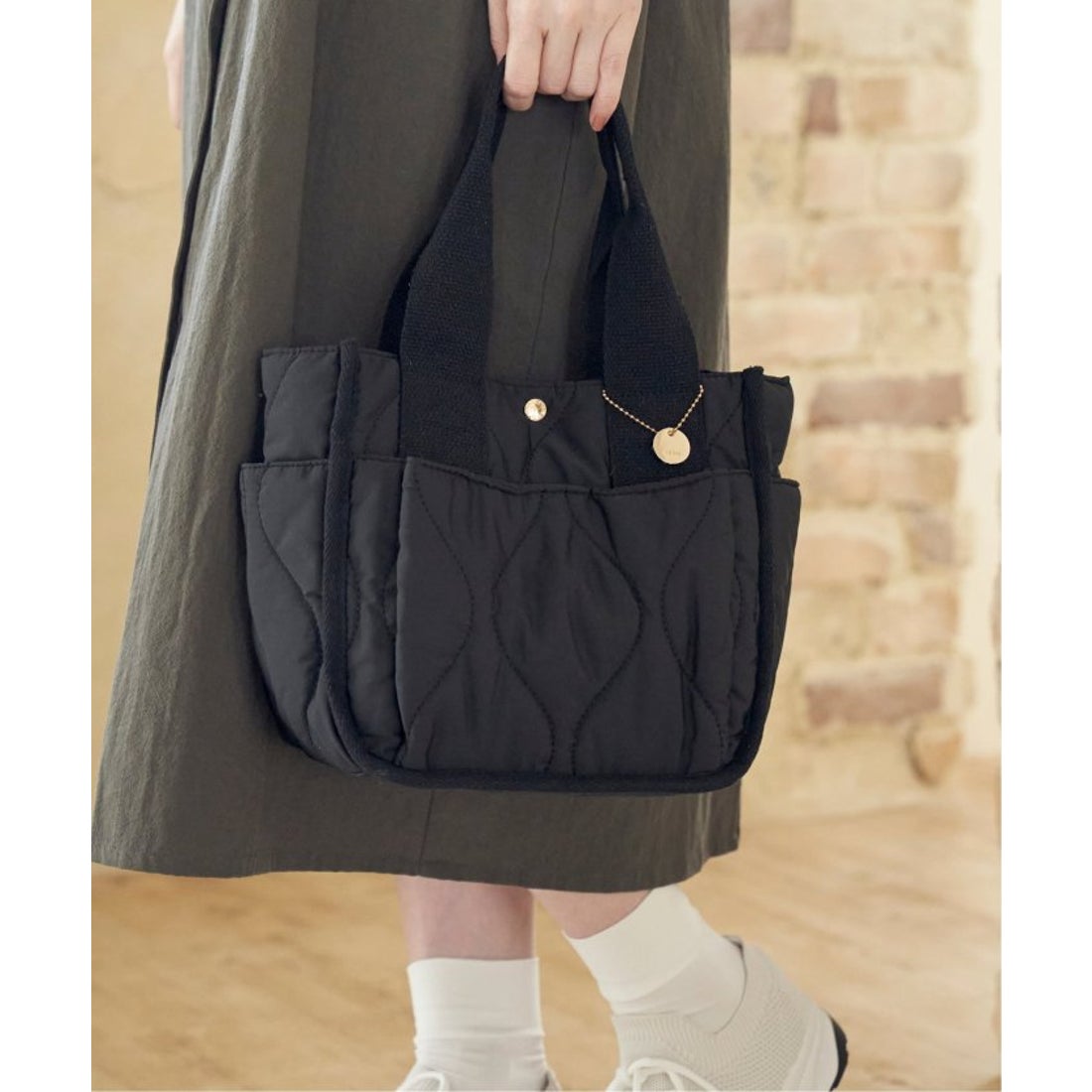 ポムル モダンアイボリー キルティング トートバッグ Amazon | [POMULU 
