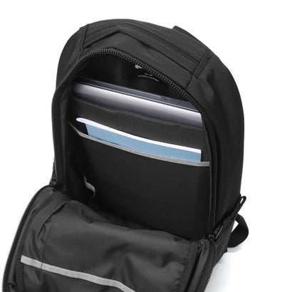 日本正規品 リュック メンズ レディース ブランド デイパック バックパック 軽量 軽い 撥水 PC収納 通勤 通学 ビジネス 旅行 セットアップ A4 14インチ Grid Backpack 18L （ブラック）｜詳細画像