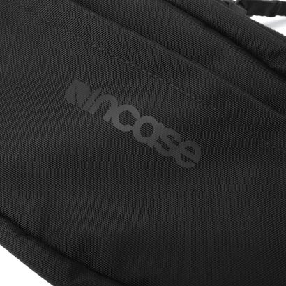 日本正規品 インケース ウエストバッグ メンズ レディース ブランド Incase 軽量 撥水 ボディバッグ ウエストポーチ 小さめ 斜めがけ ワンショルダー Grid Waist Bag 3.5L （ブラック）｜詳細画像